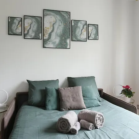 Apartment Berge Du Rhone, Centre Lyon, Espace De Travail, A Pied, Universite 2 Et 3, Ideal Voyage D'affaires, Tourisme, Loisirs Lyon